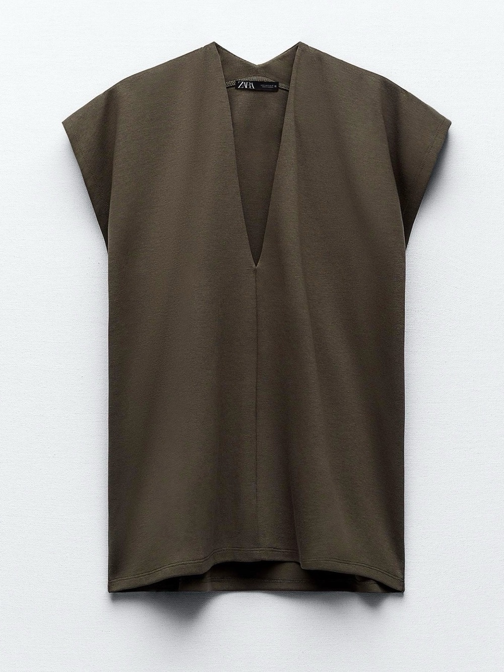 ZARA heavy knit V-Neck Cap Sleeve Top Size M